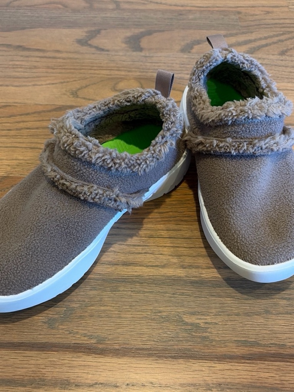 OOFOS OOcoozie Low Womens Size 7 Brown Casual Walking Slip On Recovery Shoes